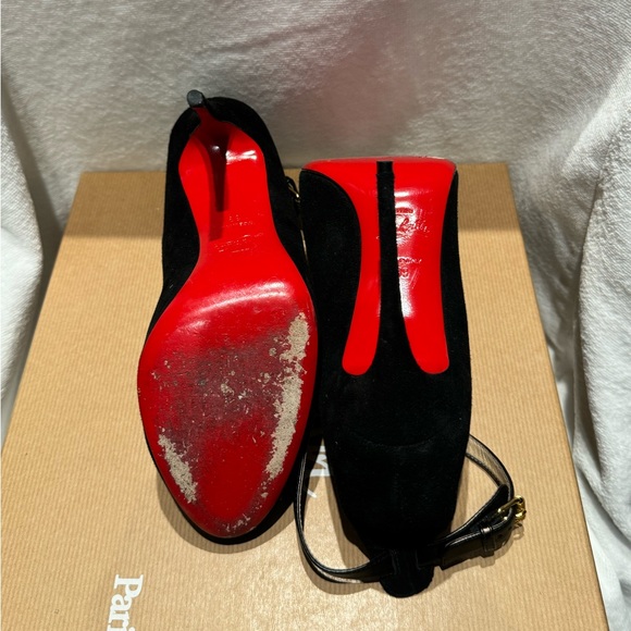 Black suede Christian Louboutin heels - Picture 3 of 4